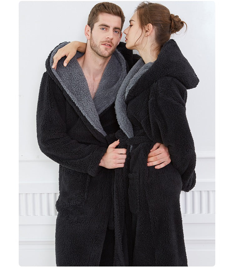 Winter-Unisex-Bademantel mit dicker Kapuze